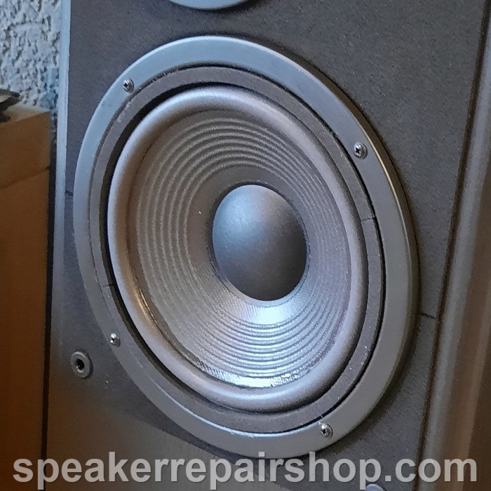 Vifa 17WP200 / P17WJ Tieftöner nach Reparatur