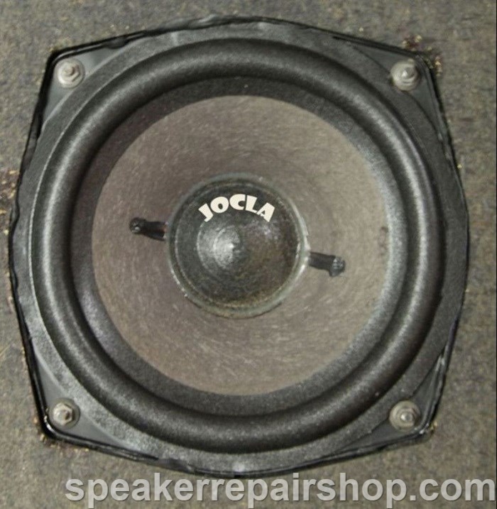 Yamaha Stagepas 300 woofer voorzien van een nieuwe foamrand